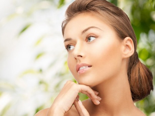 Ενδοδερμικό μασάζ προσώπου με βεντούζες